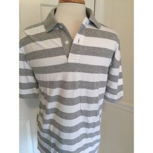 Mens’ polo style shirt